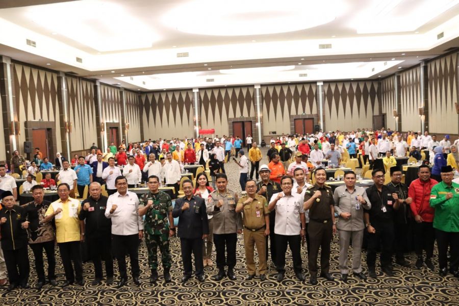 Asintel Kejati Riau Hadiri Diskusi Panel Mewujudkan Pemilu Tahun 2024 yang Damai, Aman dan Kondusif