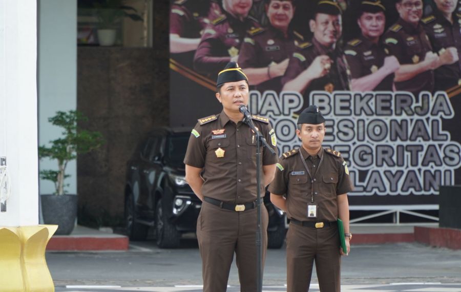 Pimpin Apel Kerja Pagi, Asintel Kejati Riau Dorong Disiplin dan Integritas