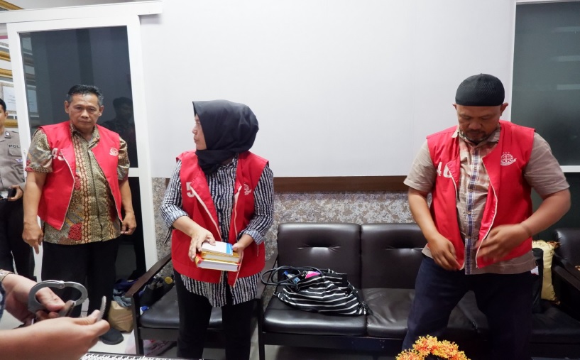 Skandal Korupsi Perumda ''Delta Tirta'' Sidoarjo, Tiga Tersangka Ditahan