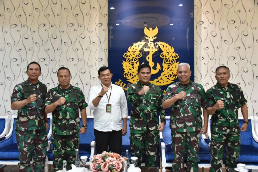 Sosialisasi Organisasi, JAM-Pidmil Lakukan Kunjungan ke Kasal TNI Angkatan Laut