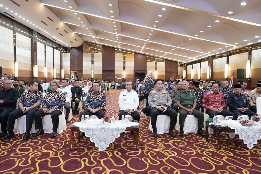 Wakajati Riau Hadiri Pelantikan Pengurus DPW Riau IKA UII Periode 2021-2026